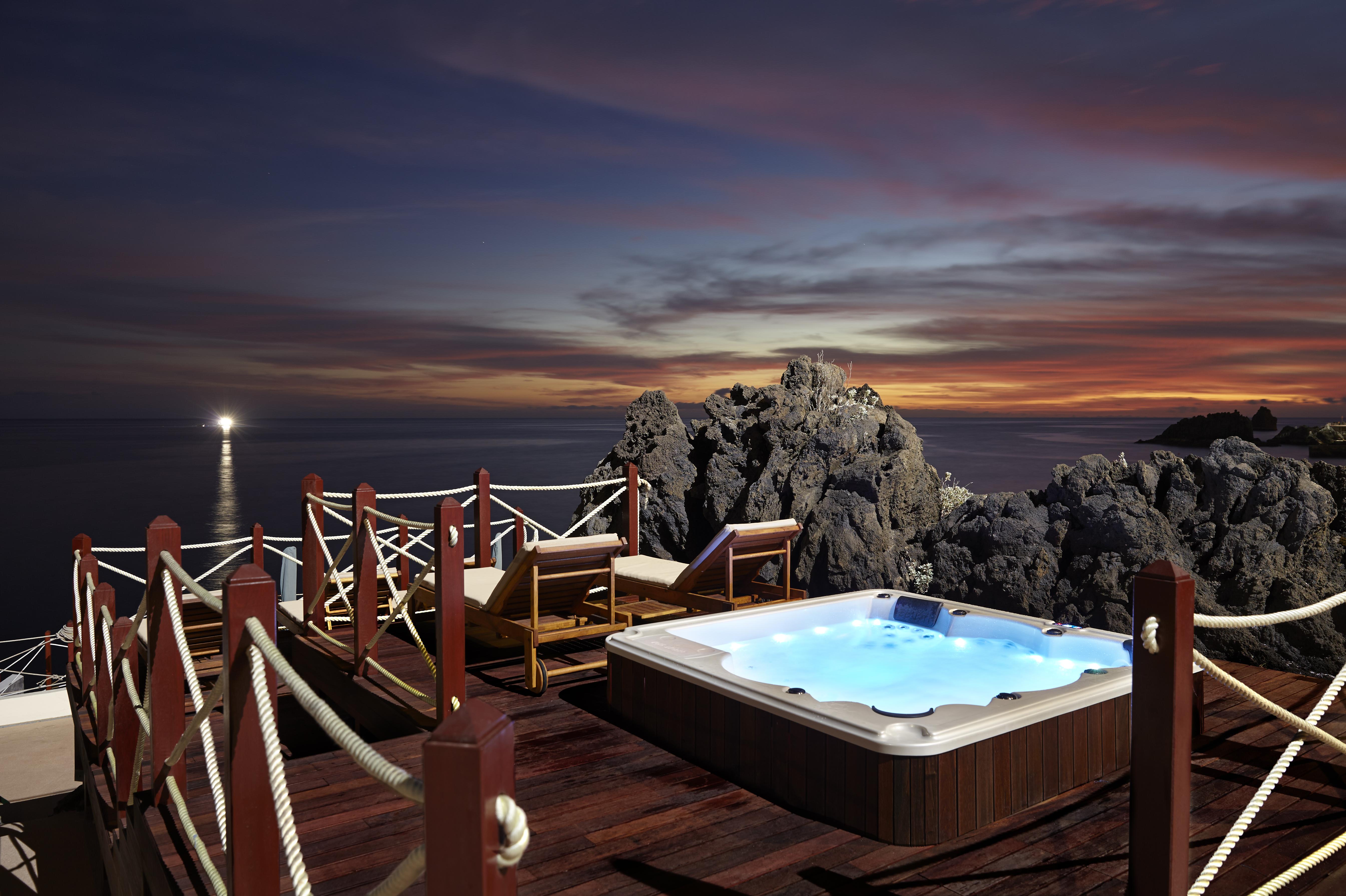 The Cliff Bay - Portobay Hotel